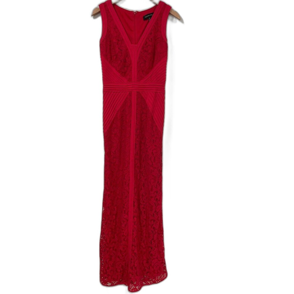 ~ Tadashi Shoji Maxi Dress Gown True Red 4 Lace Embroidery Vneck Sleeveless ~
